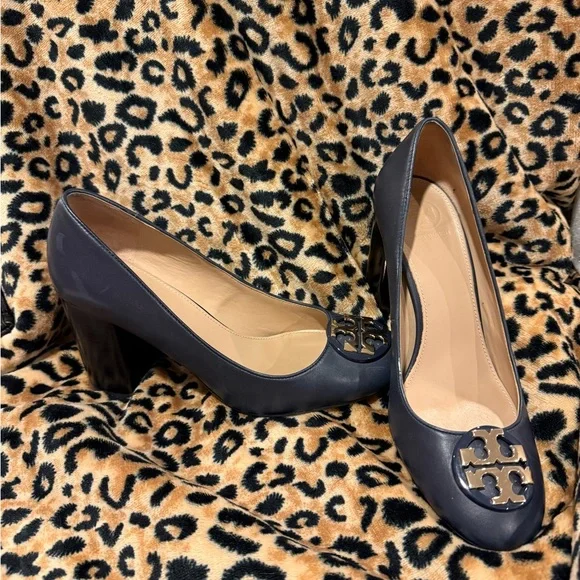 Tory Burch Blue Heels Elegant Design - Picture 1 of 2
